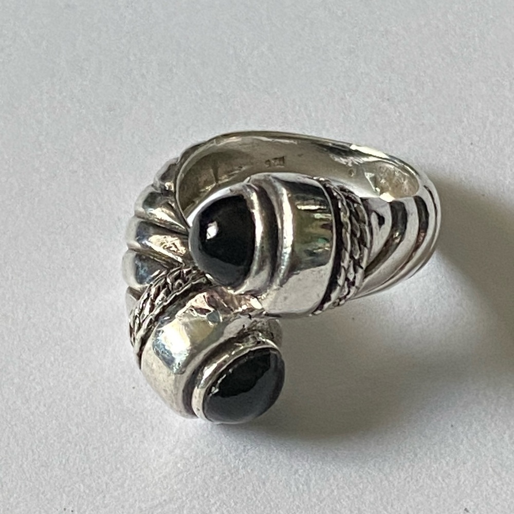 Vintage 925 Sterling Silver & Onyx Ring